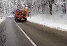 DRDP Iași: După o zi și o noapte de ninsori abundente, pe toate drumurile naționale din zona Moldovei se circulă în condiții bune