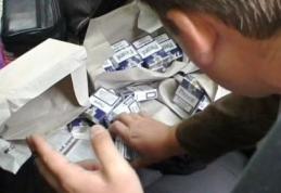 VIDEO - Tigari ascunse in bordul unui autoturism descoperite de politistii de frontiera ies