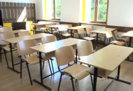 Săptămâna aceasta elevii vor merge la școală doar 3 zile. Începând de joi se intră în minivacanța de Sfântul Andrei și Ziua Națională