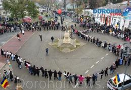 Spectacol, horă românească și mâncare ostășească de 1 Decembrie 2023 la Dorohoi – FOTO