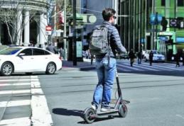 Președintele României a promulgat legea prin care poliția locală va putea sancționa conducătorii de trotinete electrice