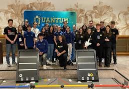 Echipa de robotică North East Dynamics în colaborare cu Quantum Robotics au dat start întâlnirii de la Iași - FOTO