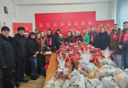 Organizația PSD Dorohoi împarte bucurie în Dorohoi cu pachete cadou de Crăciun pentru copii și pentru familii în nevoie