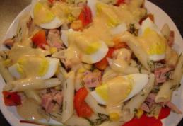 Salată de paste cu ouă