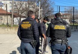 Numeroase acțiuni de control derulate de polițiștii de Imigrări din Botoșani. Mulți cetățeni străini sunt returnați în țările de origine