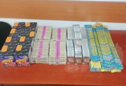 Botoșăneancă depistată de jandarmi comercializând materiale pirotehnice