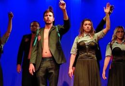 Spectacol „Luceafărul” de Mihai Eminescu la Teatrul „Vasilache” Botoșani - 174 de ani de la nașterea marelui poet – FOTO