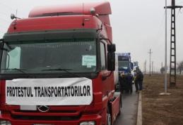 Protest spontan al transportatorilor și fermierilor români. Vezi ce i-a scos în stradă!