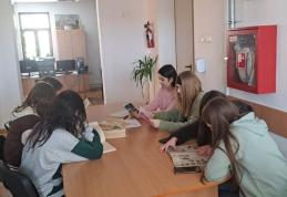 Mihai Eminescu, poetul nepereche, sărbătorit la C.N. „Grigore Ghica” Dorohoi - FOTO