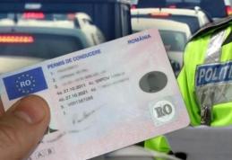 A rămas jumătate de an fără permis după ce a fost prins cu oameni în mașină la ia-mă nene