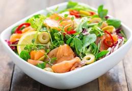 Salată de somon