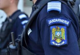 O ceartă între două grupuri de tineri aflați în apropierea unui club, aplanată de jandarmii botoșăneni