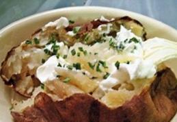 Cartofi cu brânză în folie   