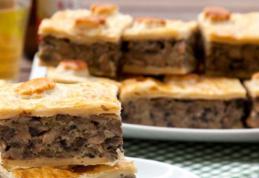 Plăcintă cu ciuperci și aluat de casă