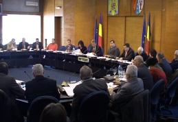 Banii alocaţi de CJ primăriilor, blocaţi până în vară