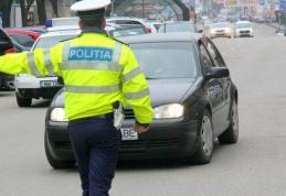Încă un șofer a rămas fără permis după ce a fost prins în mașină cu două persoane luate la „IA-MĂ, NENE”