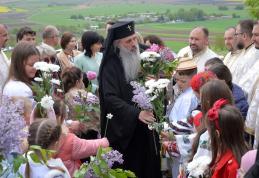 Sfințire Complex Parohial Protopopiatul Dorohoi, Parohia „Sf.Gheorghe” din Ionășeni, Vf. Câmpului - FOTO