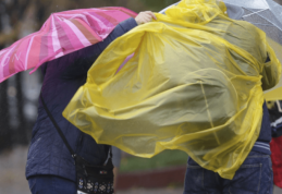 Ciclon periculos deasupra României. Elena Mateescu anunţă ploi torențiale și vijelii