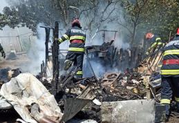 Bucătărie de vară cuprinsă de flăcări în comuna Șendriceni