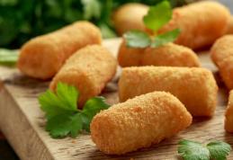 Crochete și bulete din cartofi și cașcaval