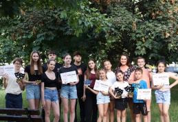 Premii obținute de elevii secției de actorie din Dorohoi a Școlii Populare de Arte Botoșani la un Festival Internațional - FOTO