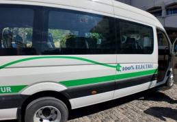 Încă 10 microbuze școlare electrice pentru elevii botoșăneni