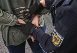 Patru persoane reținute de polițiștii botoșăneni pentru comiterea a 10 infracțiuni 
