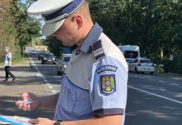 Șofer băut și fără permis scos din trafic de polițiști
