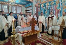 „Hramul nu este doar al Seminarului, ci este și al comunității dorohoiene” - Cinstirea Sf. Ioan Iacob la Seminarul Teologic din Dorohoi - FOTO