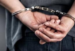 Minor căutat în vederea arestării preventive, predat de un jandarm botoșănean polițiștilor