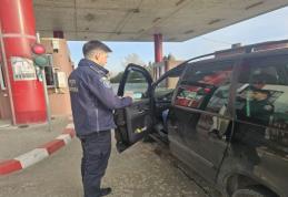 S-a ales cu dosar penal pentru că a „uitat” că are permisul suspendat