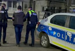 Doi bărbați din Broscăuți reținuți pentru loviri sau alte violențe - FOTO