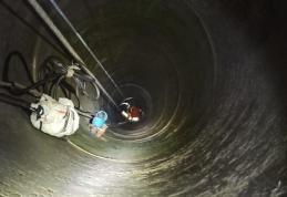 Câine căzut într-o fântână salvat de pompierii din cadrul Detașamentului Dorohoi - FOTO