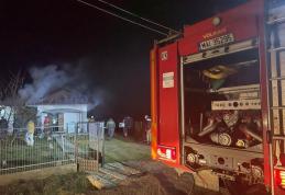 Incendiu într-o casă din Broscăuți. Ardeau bunurile dintr-o încăpere