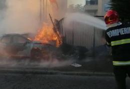 Șoferul mașinii care a luat foc pe o stradă din Dorohoi, era beat
