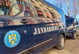 Bărbat întins pe o bancă din Botoșani salvat de un jandarm de la o posibilă hipotermie