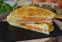 Sandwich cu omletă