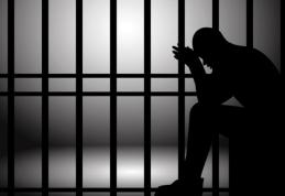 Bărbat de 72 de ani condamnat la 2 ani de închisoare pentru tenativă la viol