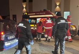 Oameni ai străzii din Dorohoi și Botoșani preluați de pompieri și transportați la adăpost - FOTO