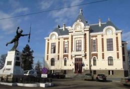 Primăria Dorohoi scoate la concurs un post de execuție. Ce condiții trebuie să îndeplinești pentru a ajunge funcționar