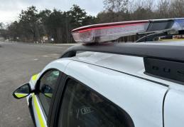 Depistat de polițiști la volanul unui autoturism radiat din circulație