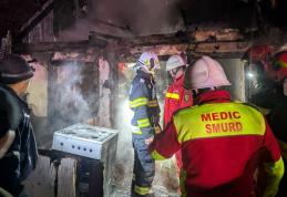 Tragic! Femeie de 46 de ani găsită decedată într-o anexă cuprinsă de flăcări