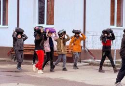 Peste 200 de elevi evacuați în timpul unui exercițiu organizat la Școala Gimnazială „Academician Alexandru Zub” Maghera - FOTO