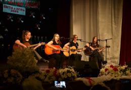 Sala Teatrului Dorohoi, gazdă pentru prima seară a Spectacolului omagial „Flori pentru mama”, ediţia a XXVII-a - FOTO