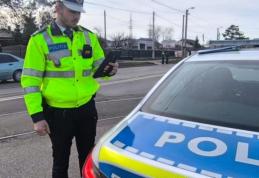 Peste 50 de permise de conducere și certificate de înmatriculare reținute de polițiști în weekendul care a trecut