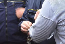 Tânăr reținut după ce a furat și condus o mașină fără a deține permis de conducere și fiind sub influența alcoolului