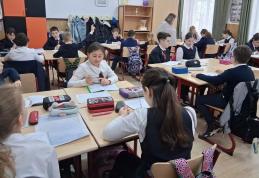 Atelier de scriere creativă desfășurat la Școala Gimnazială „Spiru Haret” Dorohoi