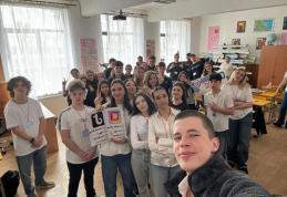Caravana CNGG – Liceenii de la Colegiul Național „Grigore Ghica” Dorohoi i-au inspirat pe viitorii boboci