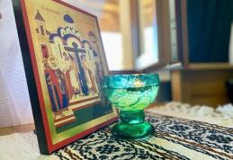Incendiu izbucnit din cauza unei candele lăsată aprinsă și nesupravegheată