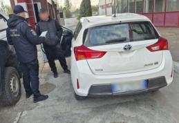 Autoturism furat din Italia, depistat în PTF Stânca